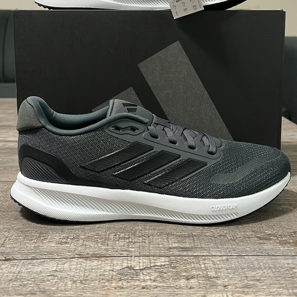 NWT Adidas Runfalcon 5 Running Men's Shoes - Dark Gray - IE8819 - Picture 3 of 12